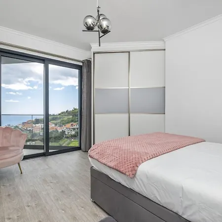 Landscape View By Madeira Sun Travel Canhas