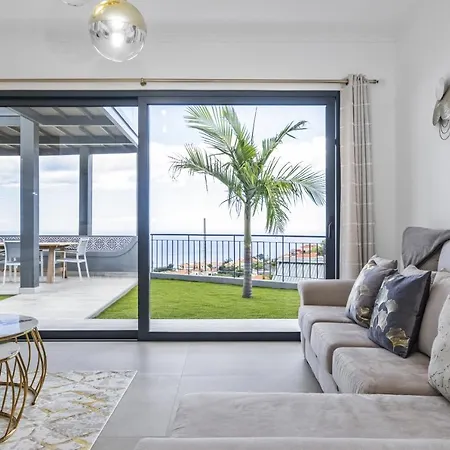Holiday home Landscape View By Madeira Sun Travel Canhas