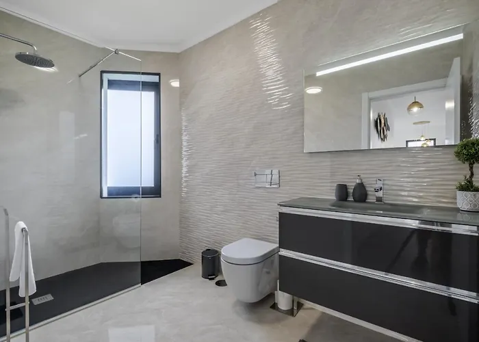 Landscape View By Homie * Canhas